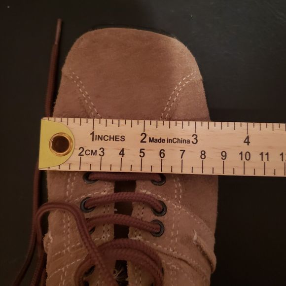 Dr. Marten 8A99 Air Wair Tan Suede Laceup Casual Shoes Men's Sz 6 Women's Sz 7.5 - Picture 14 of 15